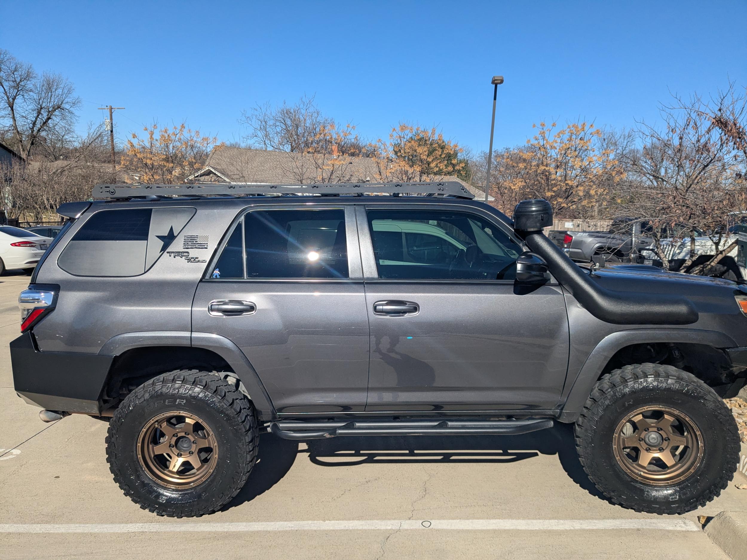 2018 Toyota 4Runner TRD Off-Road Premium - 4