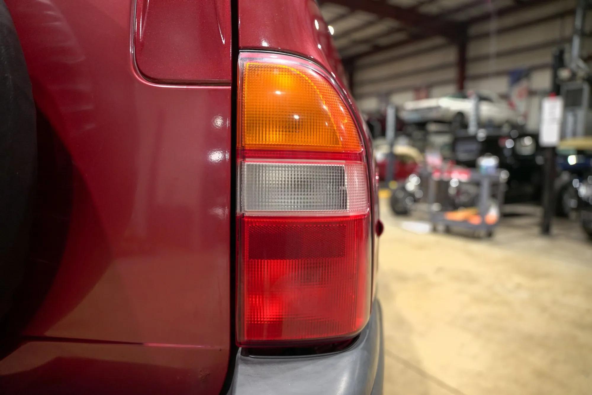 1999 Chevrolet Tracker 4×4