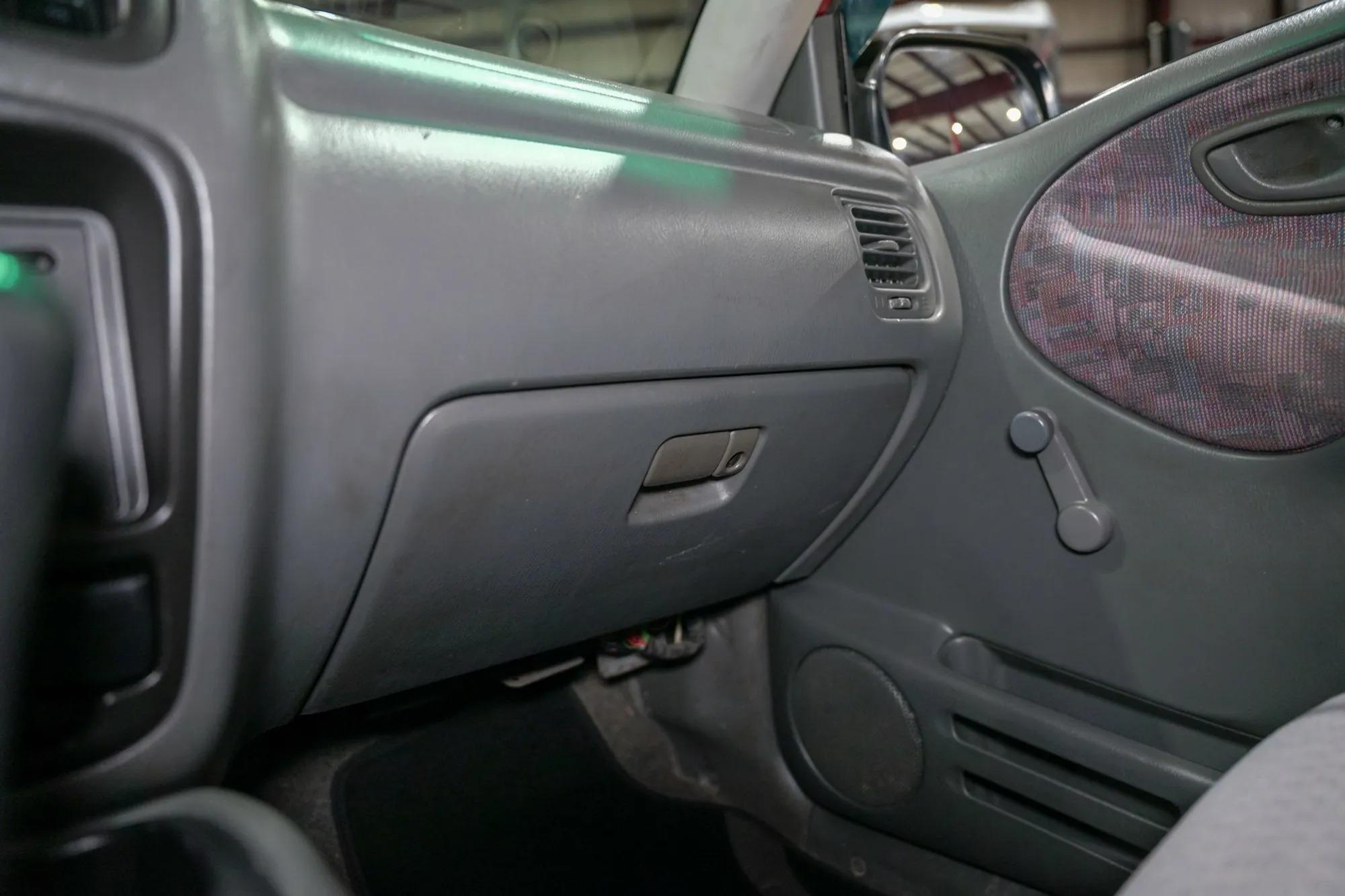 1999 Chevrolet Tracker 4×4