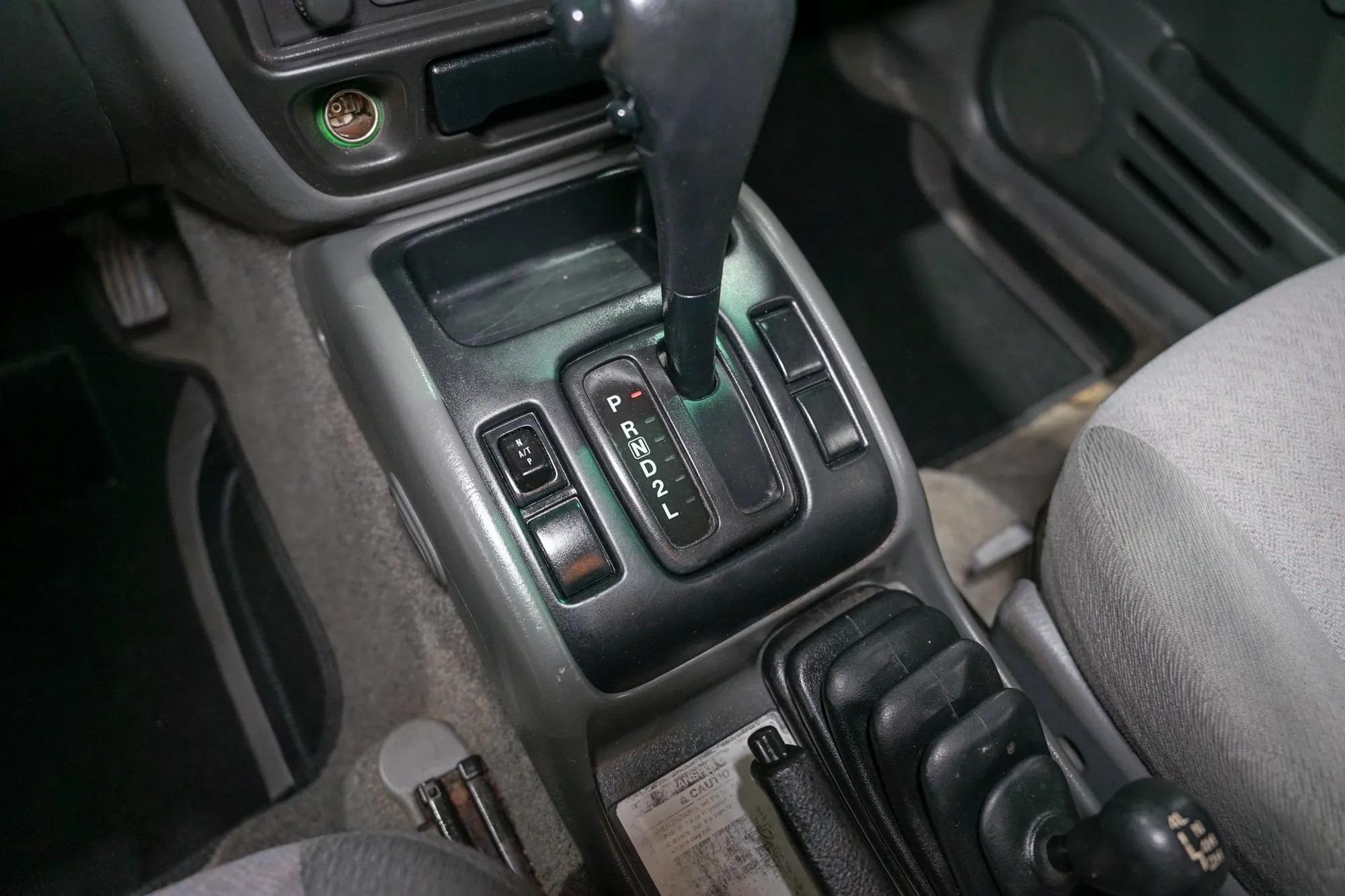 1999 Chevrolet Tracker 4×4