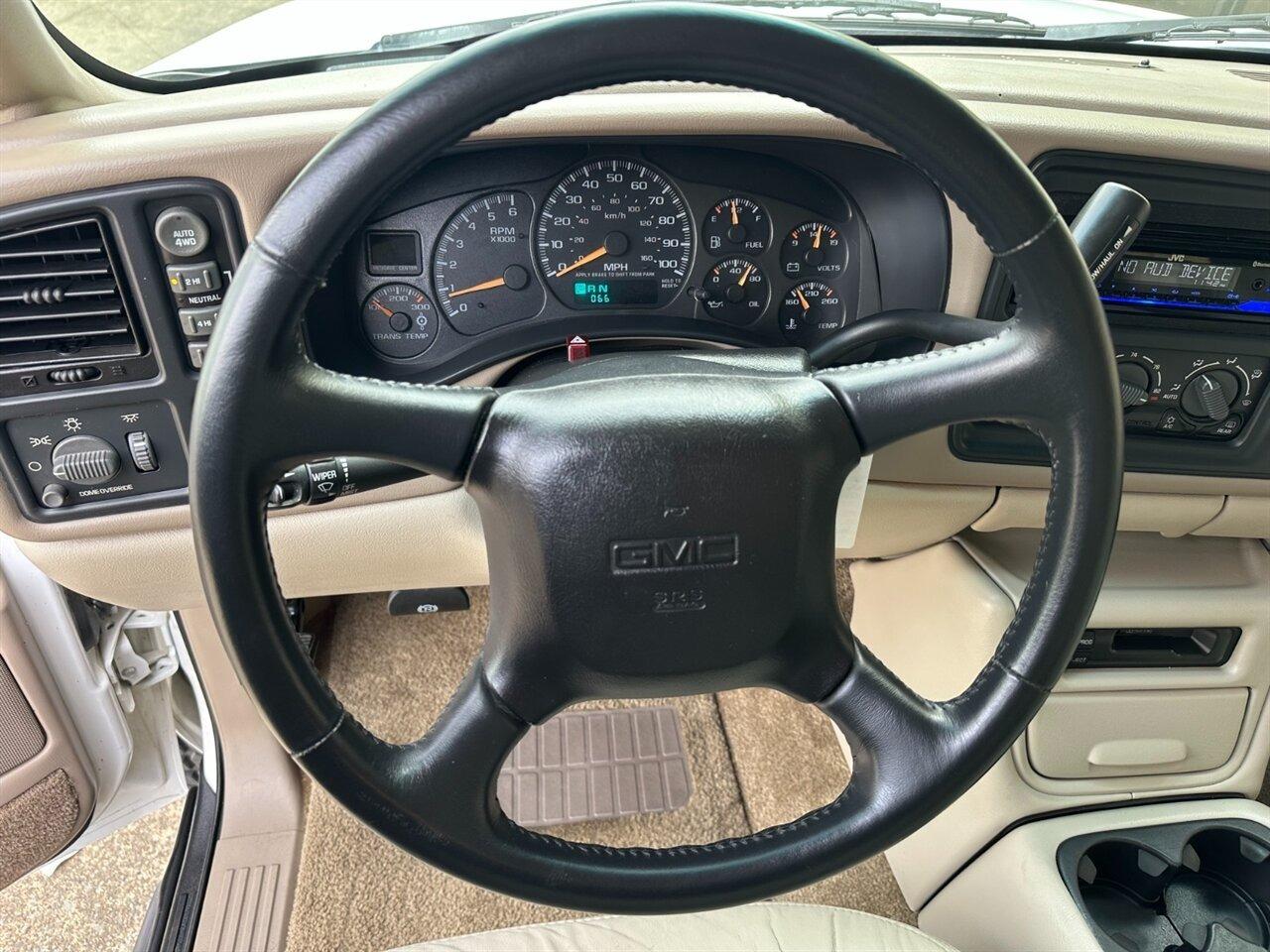 2002 GMC Yukon XL 2500 SLT