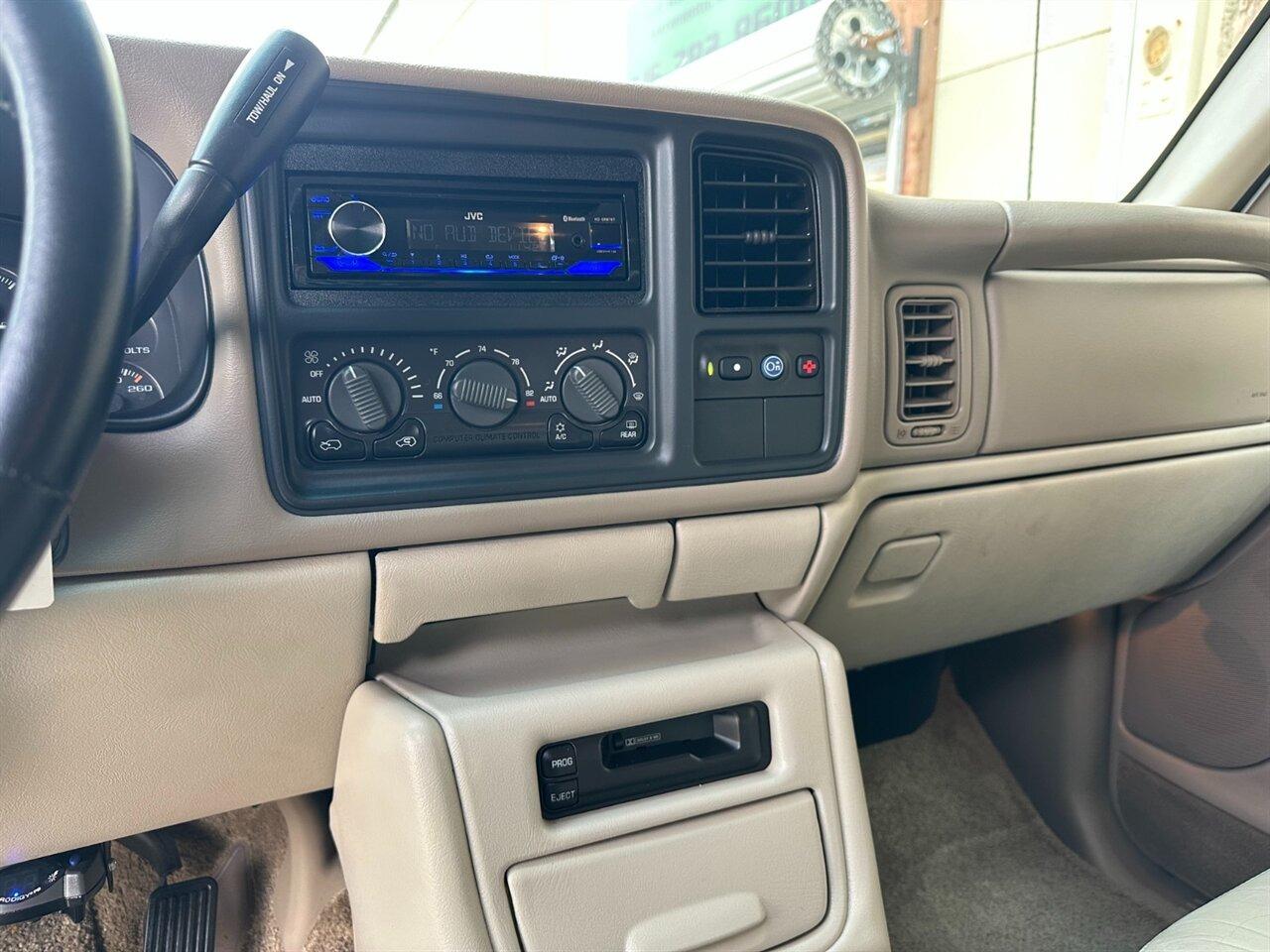 2002 GMC Yukon XL 2500 SLT