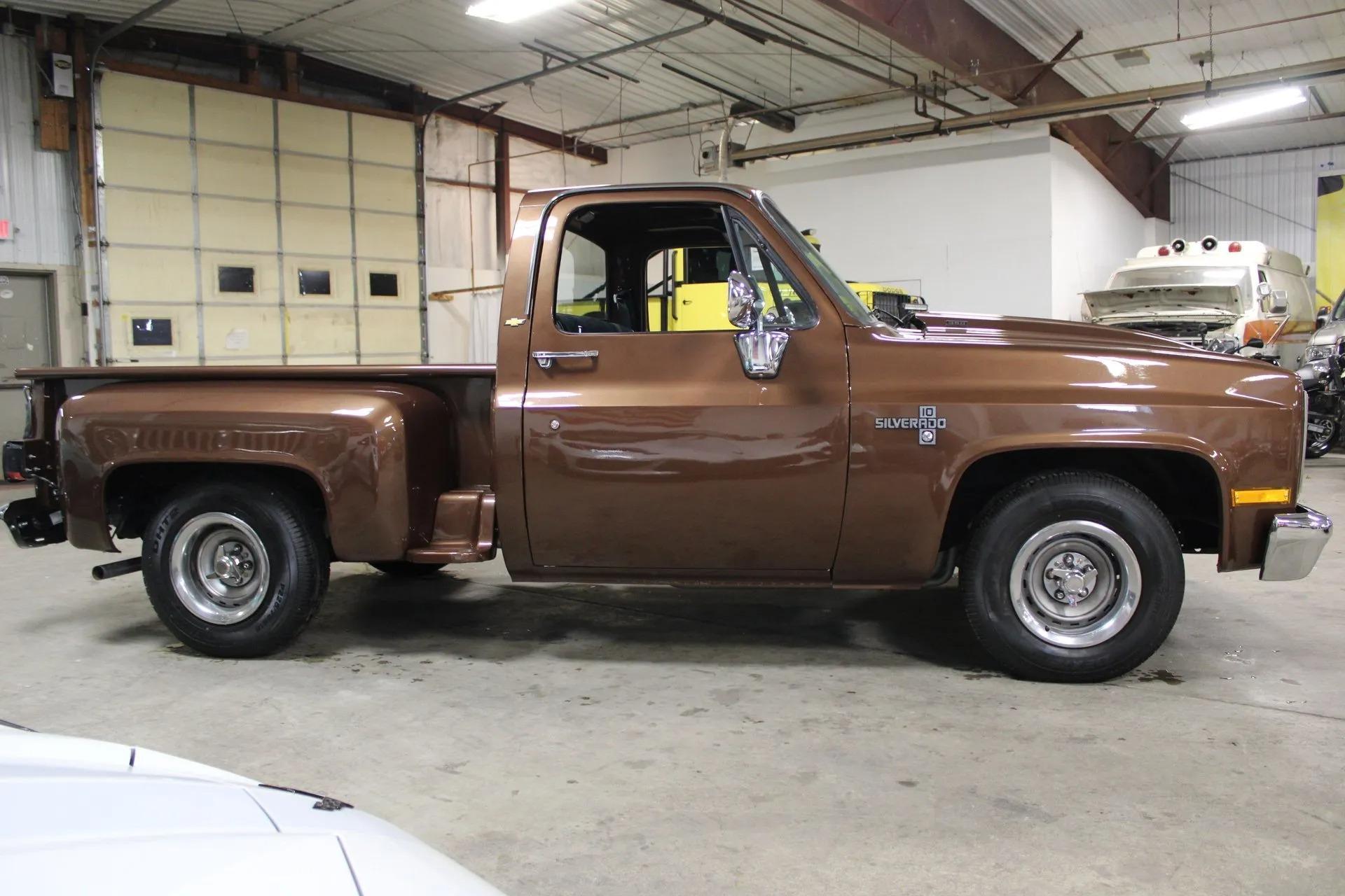 1986 GMC C1500 Silverado - 2
