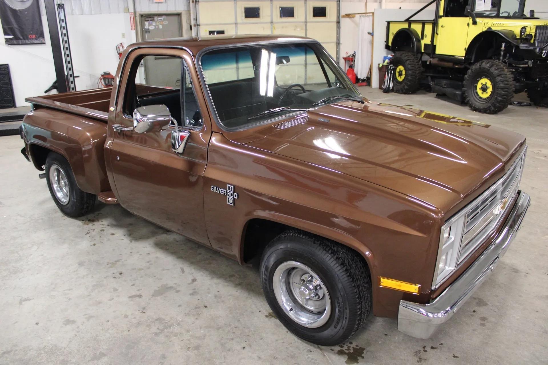 1986 GMC C1500 Silverado - 3