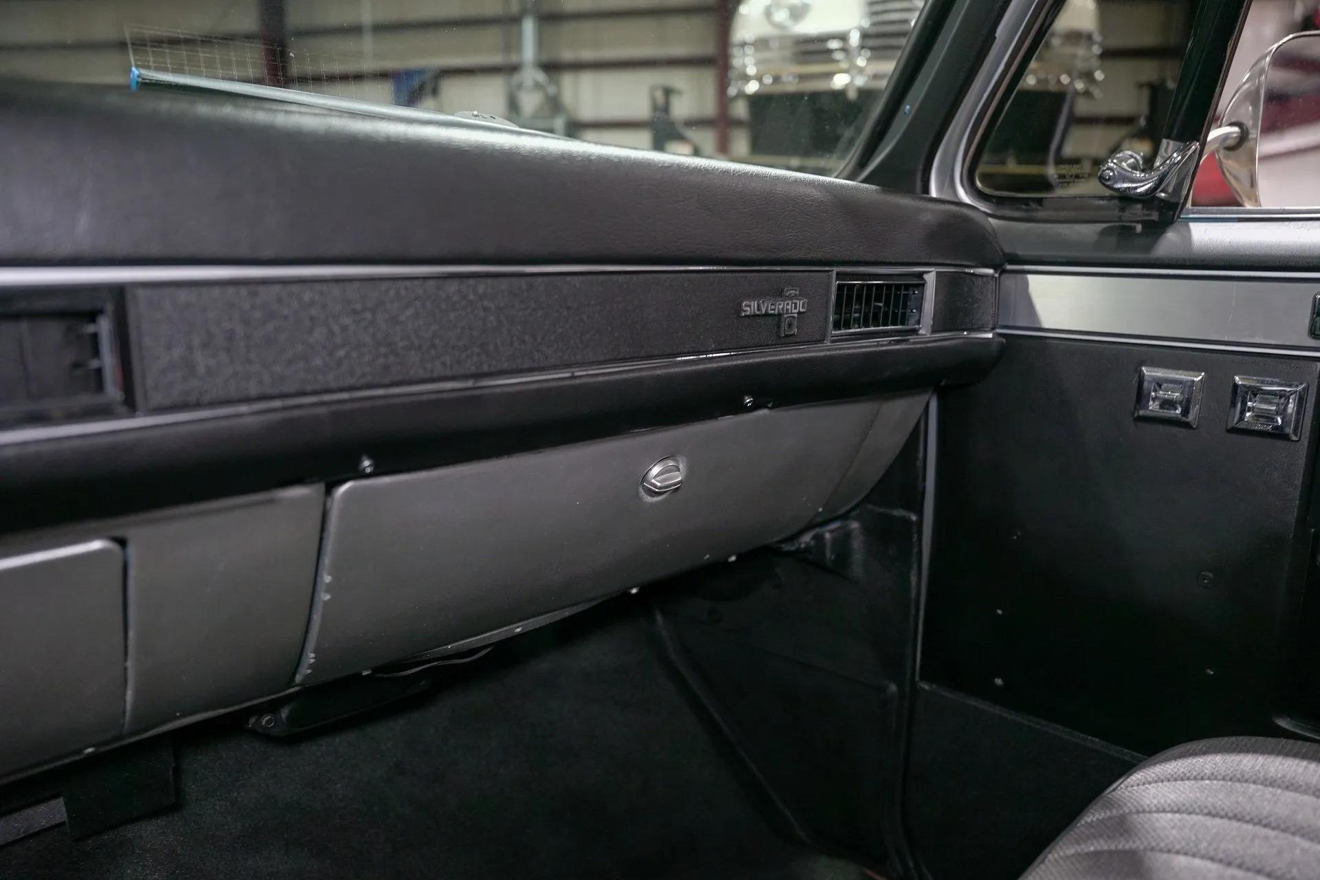 Lifted 1985 Chevrolet K10