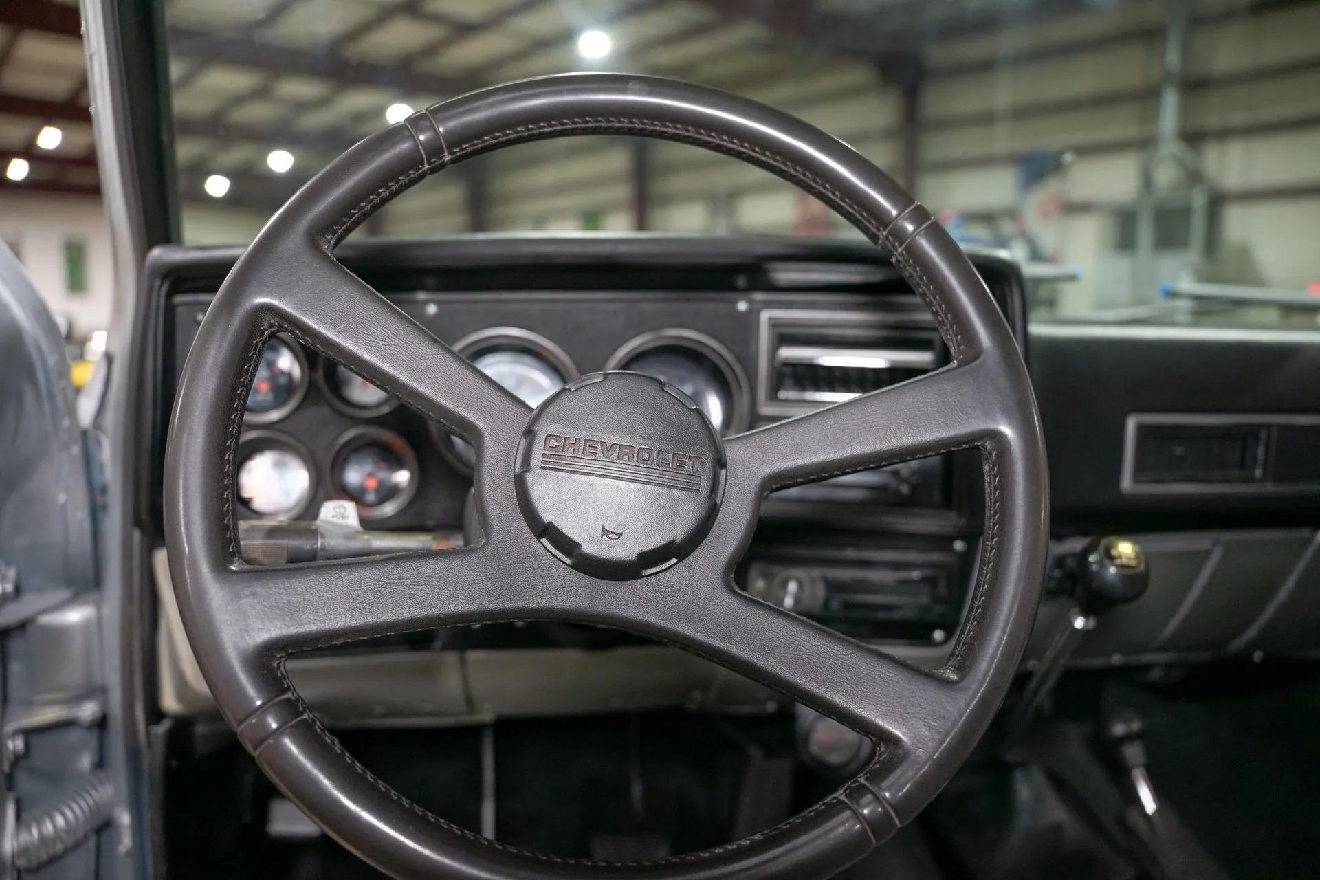 Lifted 1985 Chevrolet K10