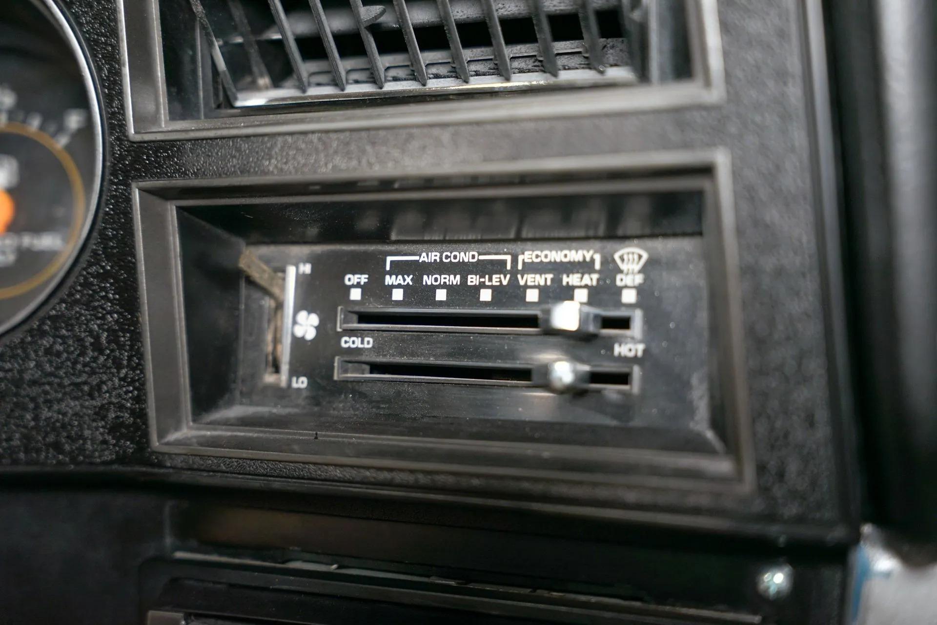 Lifted 1985 Chevrolet K10