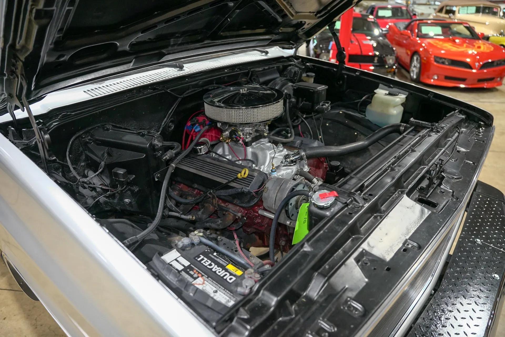 Lifted 1985 Chevrolet K10