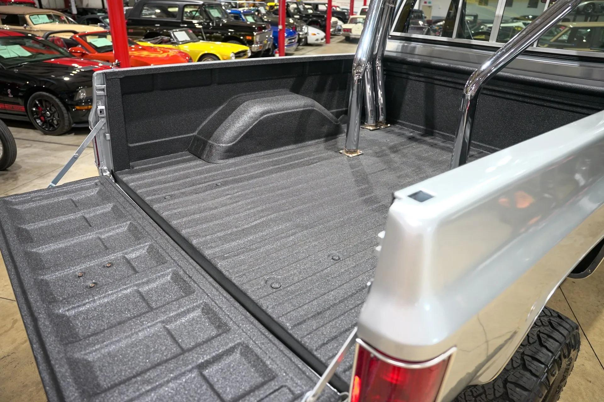 Lifted 1985 Chevrolet K10