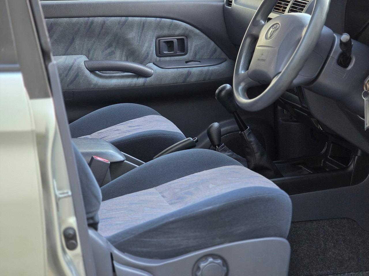 2000 Toyota Land Cruiser Prado TX