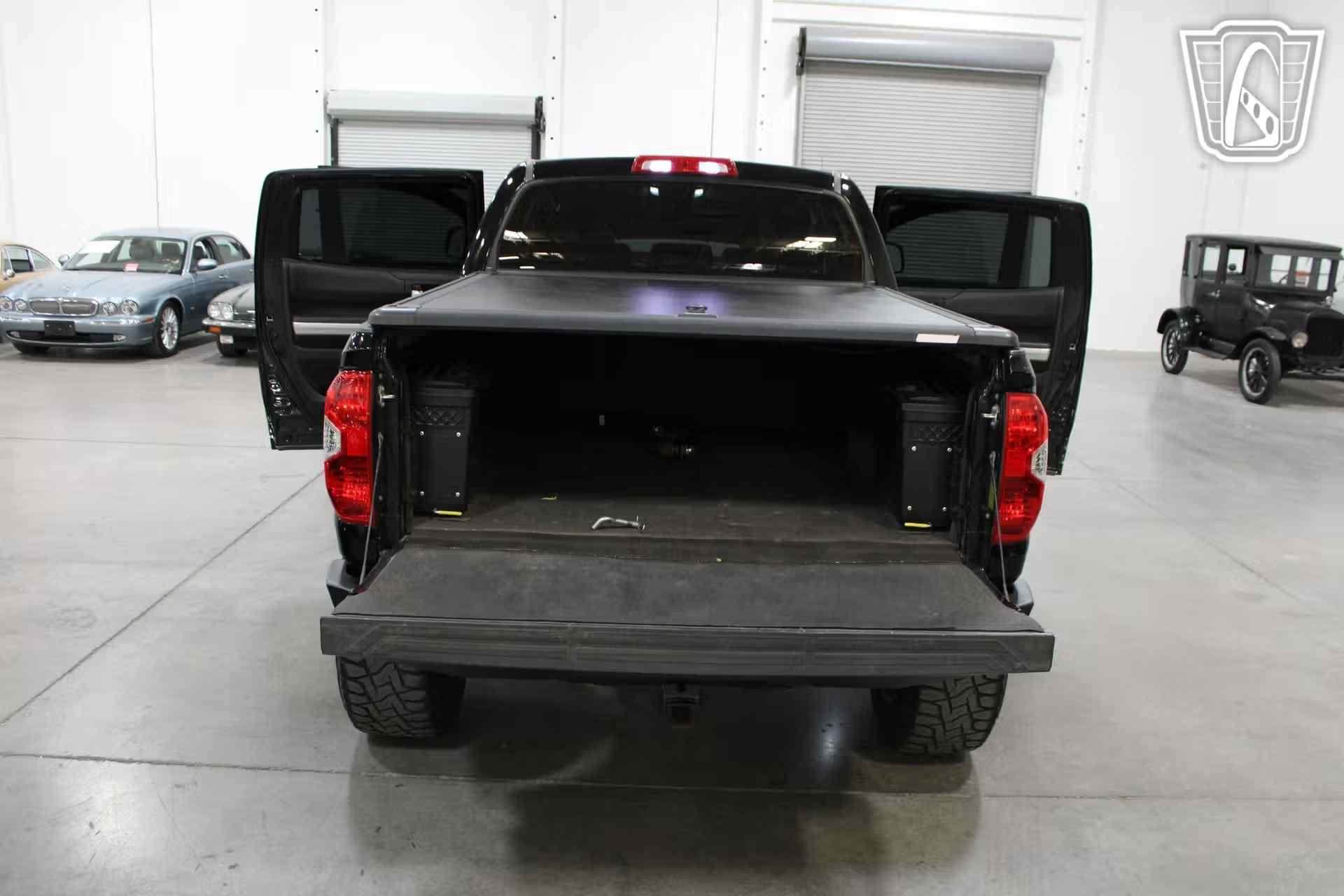 2014 Toyota Tundra SR5 CrewMax