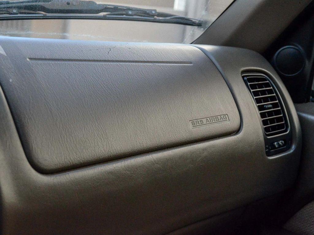 1999 Toyota 4Runner SR5