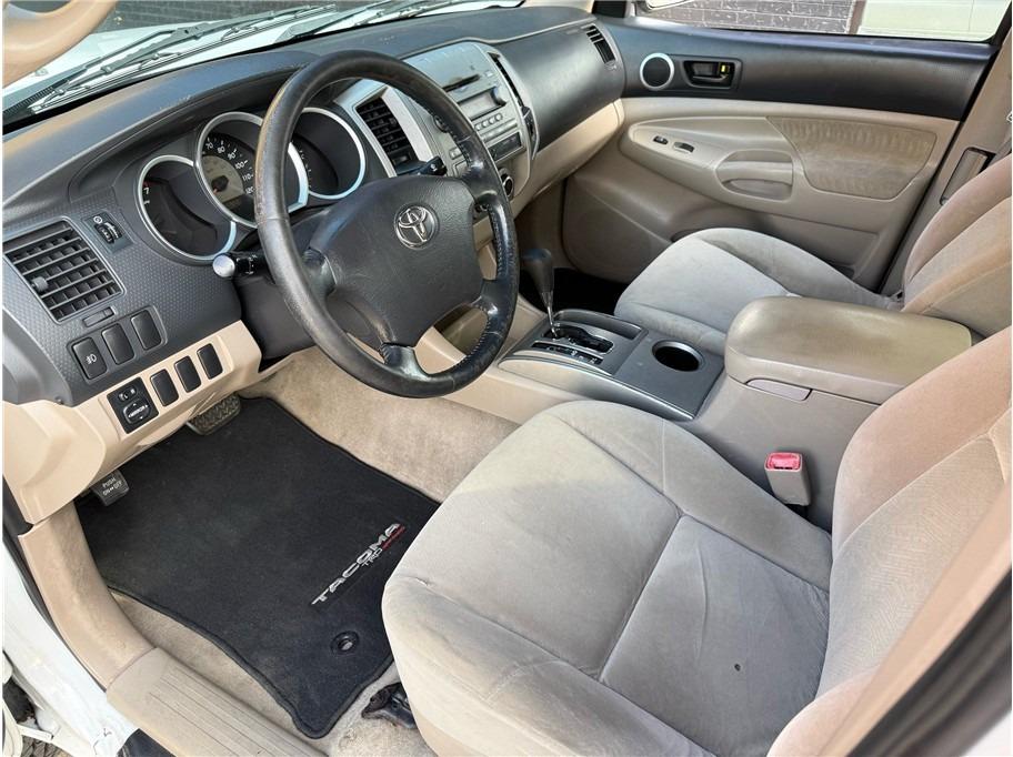 2005 Toyota Tacoma SR5 Access Cab - 2