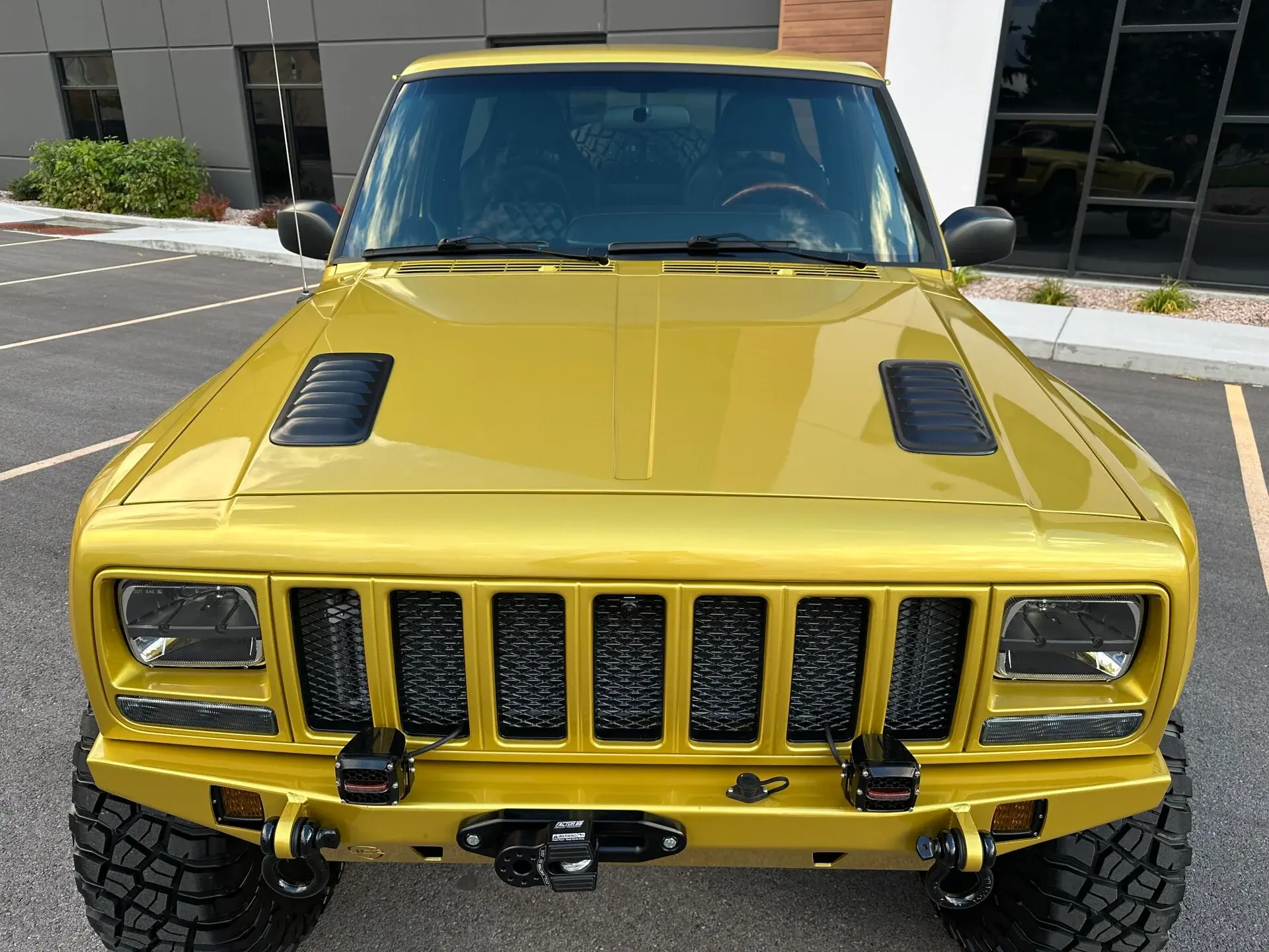 LS-Powered 1989 Jeep Comanche Pioneer Restomod