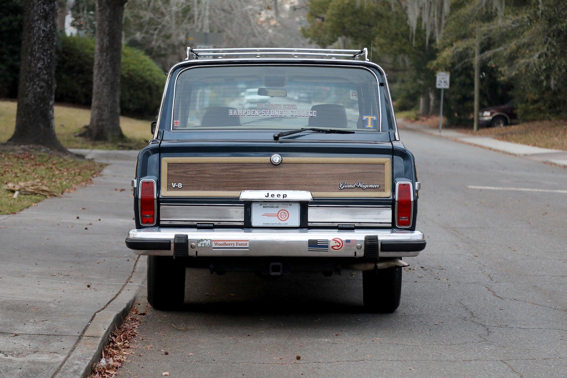 1989 Jeep Grand Wagoneer - 5