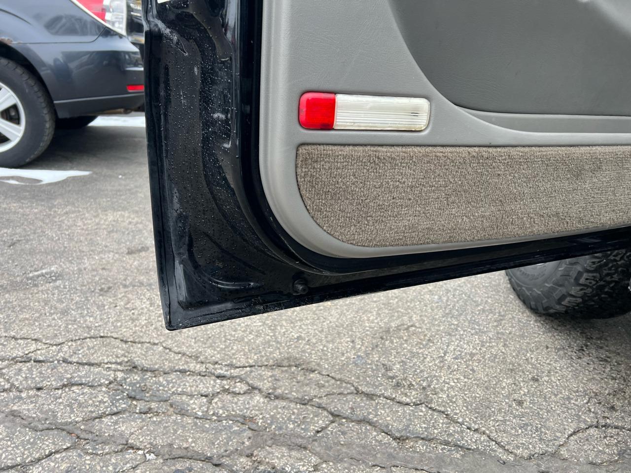 2003 Chevrolet Suburban 2500 LT