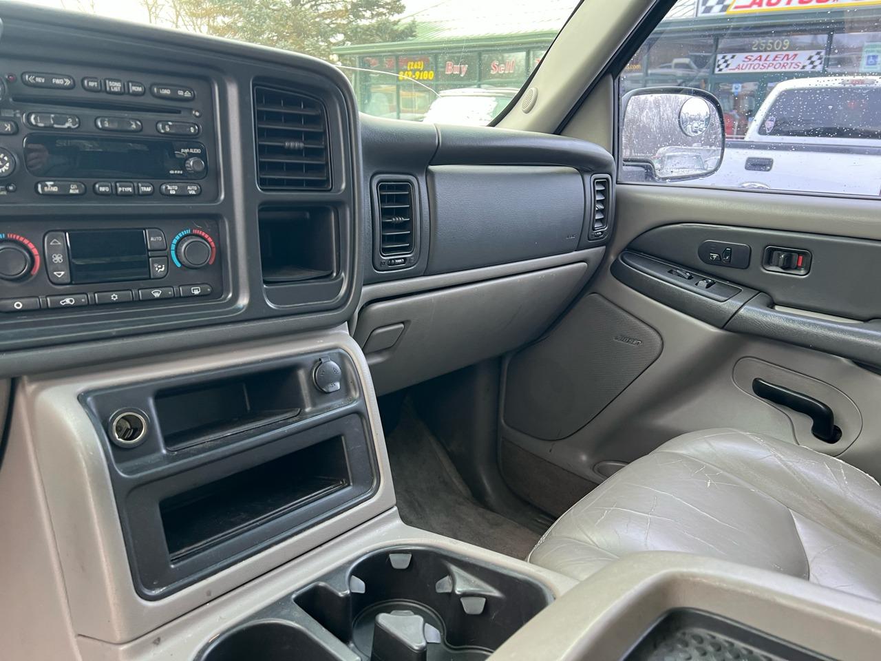 2003 Chevrolet Suburban 2500 LT