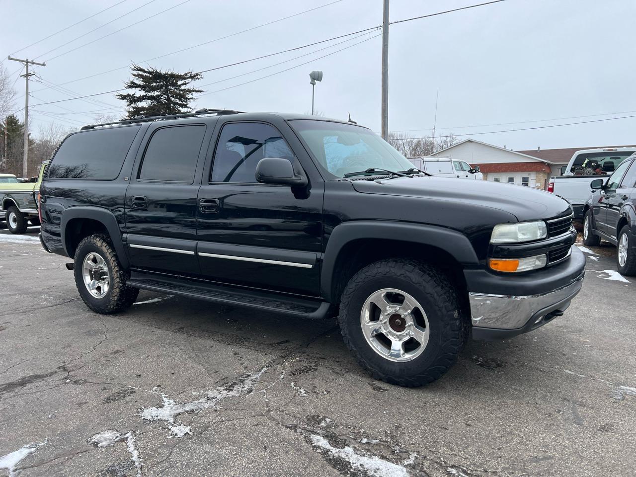 2003 Chevrolet Suburban 2500 LT - 2