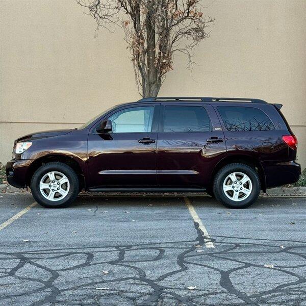 2016 Toyota Sequoia SR5