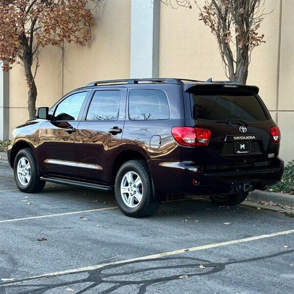 2016 Toyota Sequoia SR5