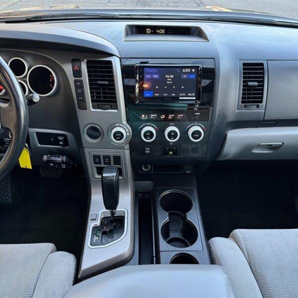 2016 Toyota Sequoia SR5