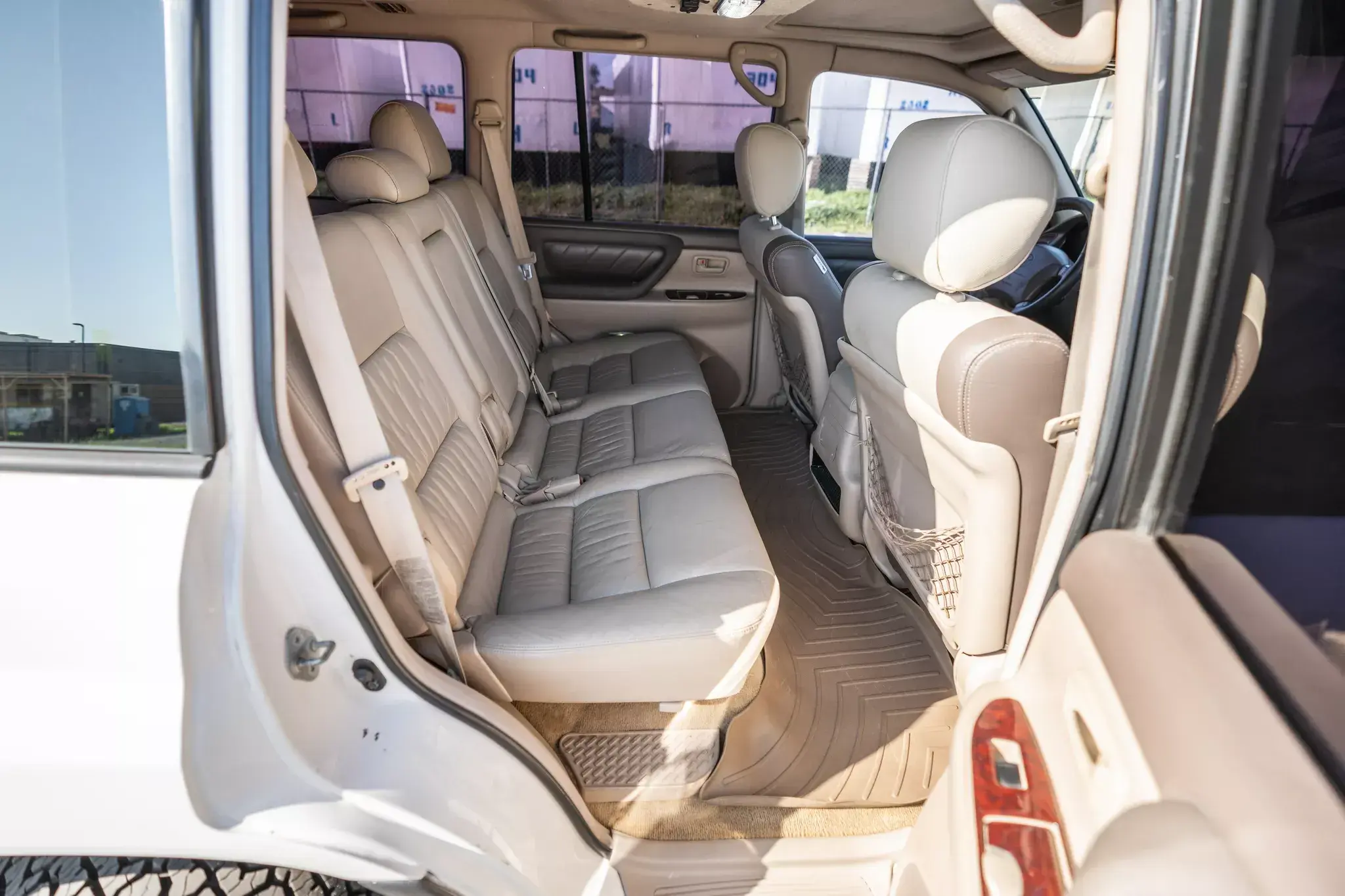 Modified 2000 Toyota Land Cruiser