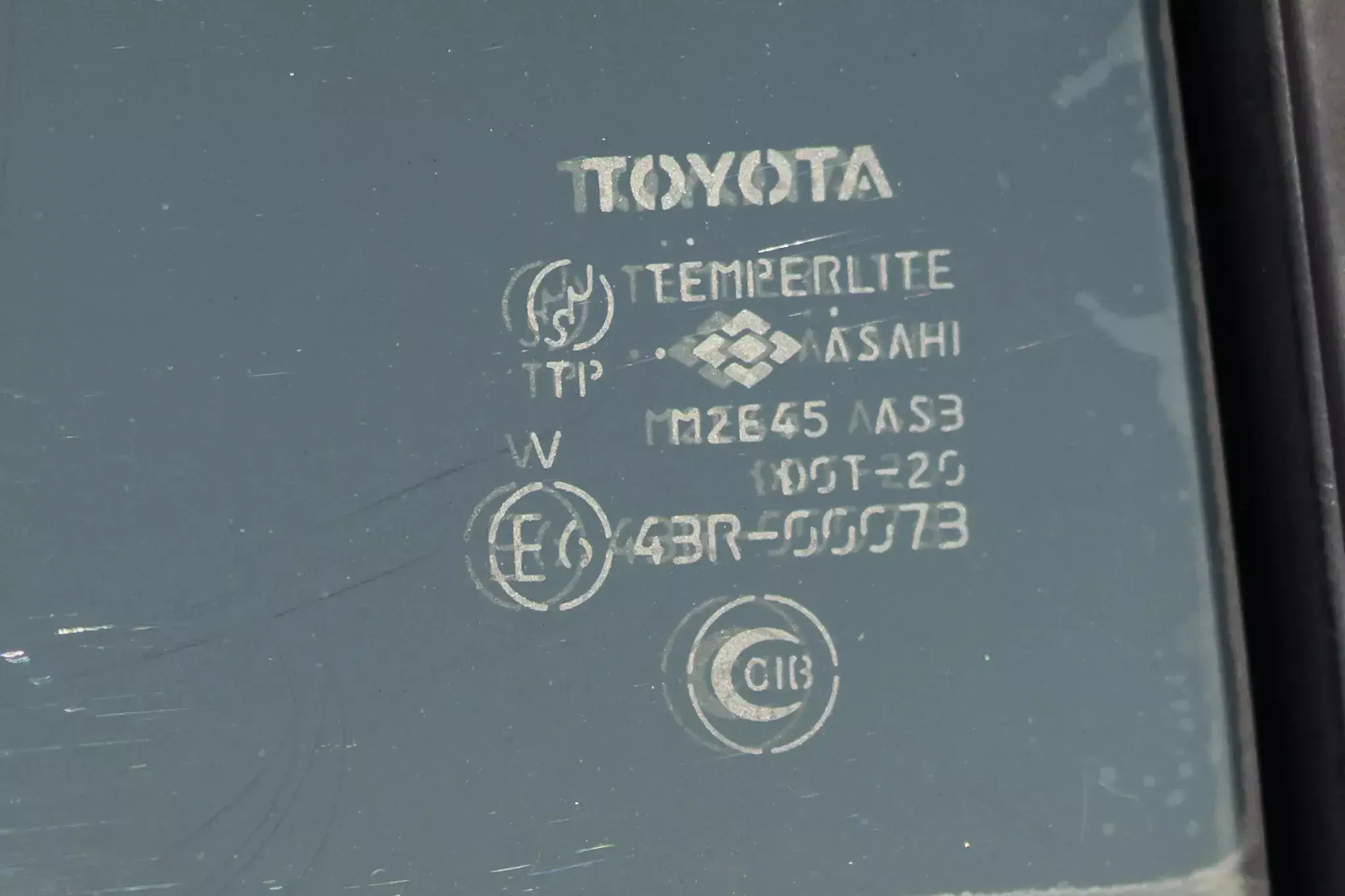 Modified 2000 Toyota Land Cruiser