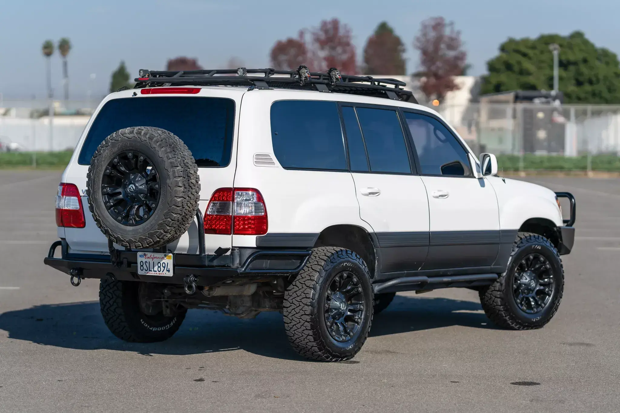 Modified 2000 Toyota Land Cruiser - 2