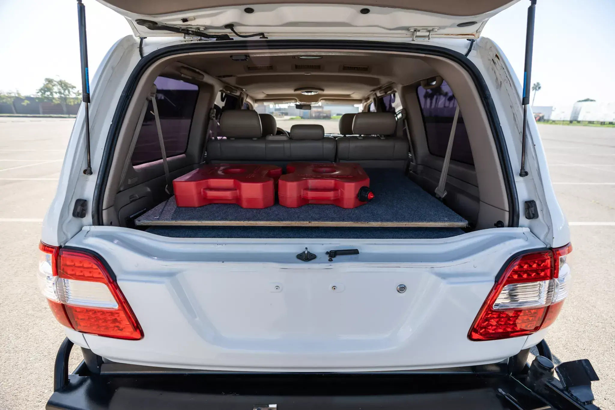 Modified 2000 Toyota Land Cruiser