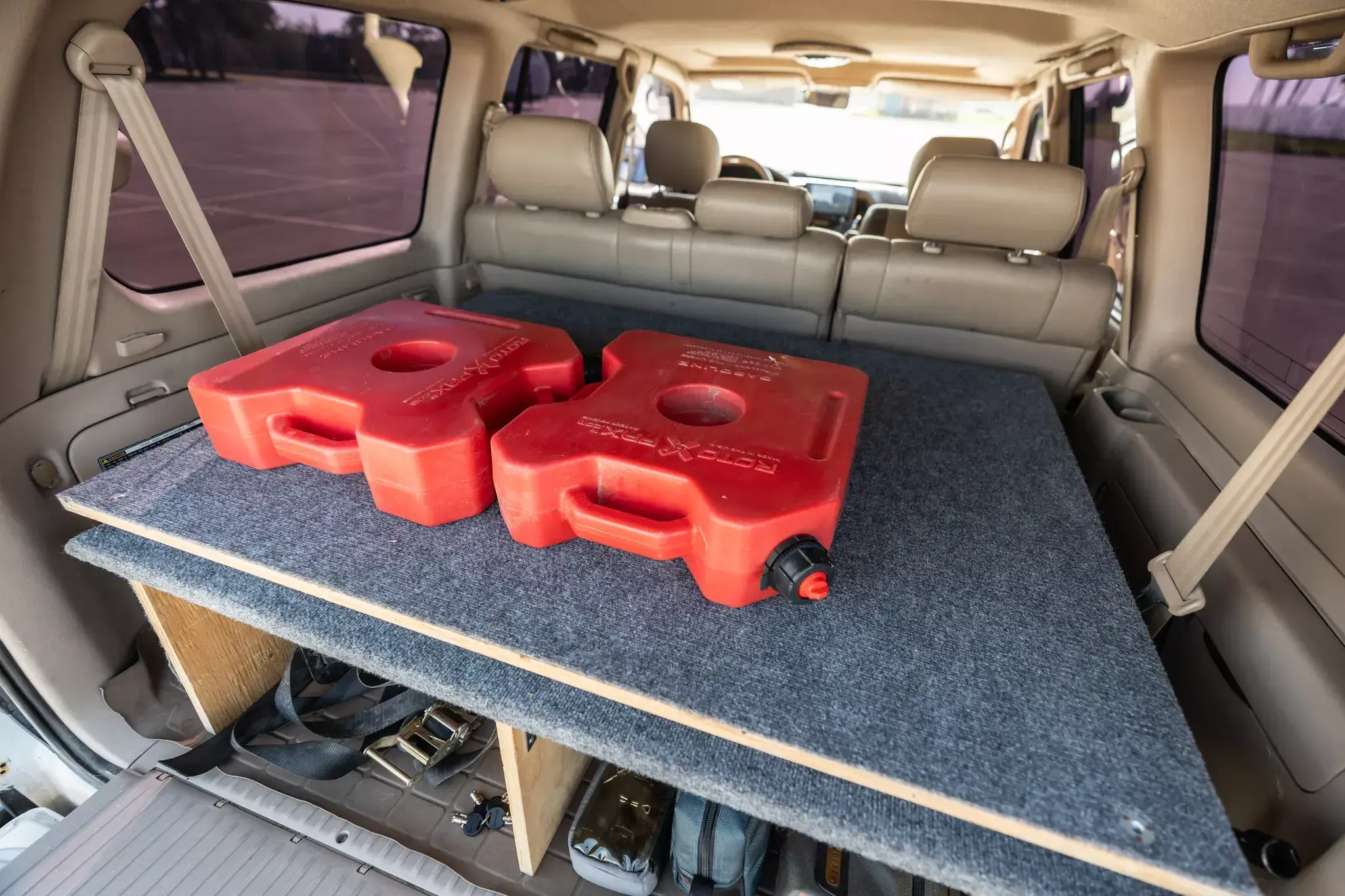 Modified 2000 Toyota Land Cruiser