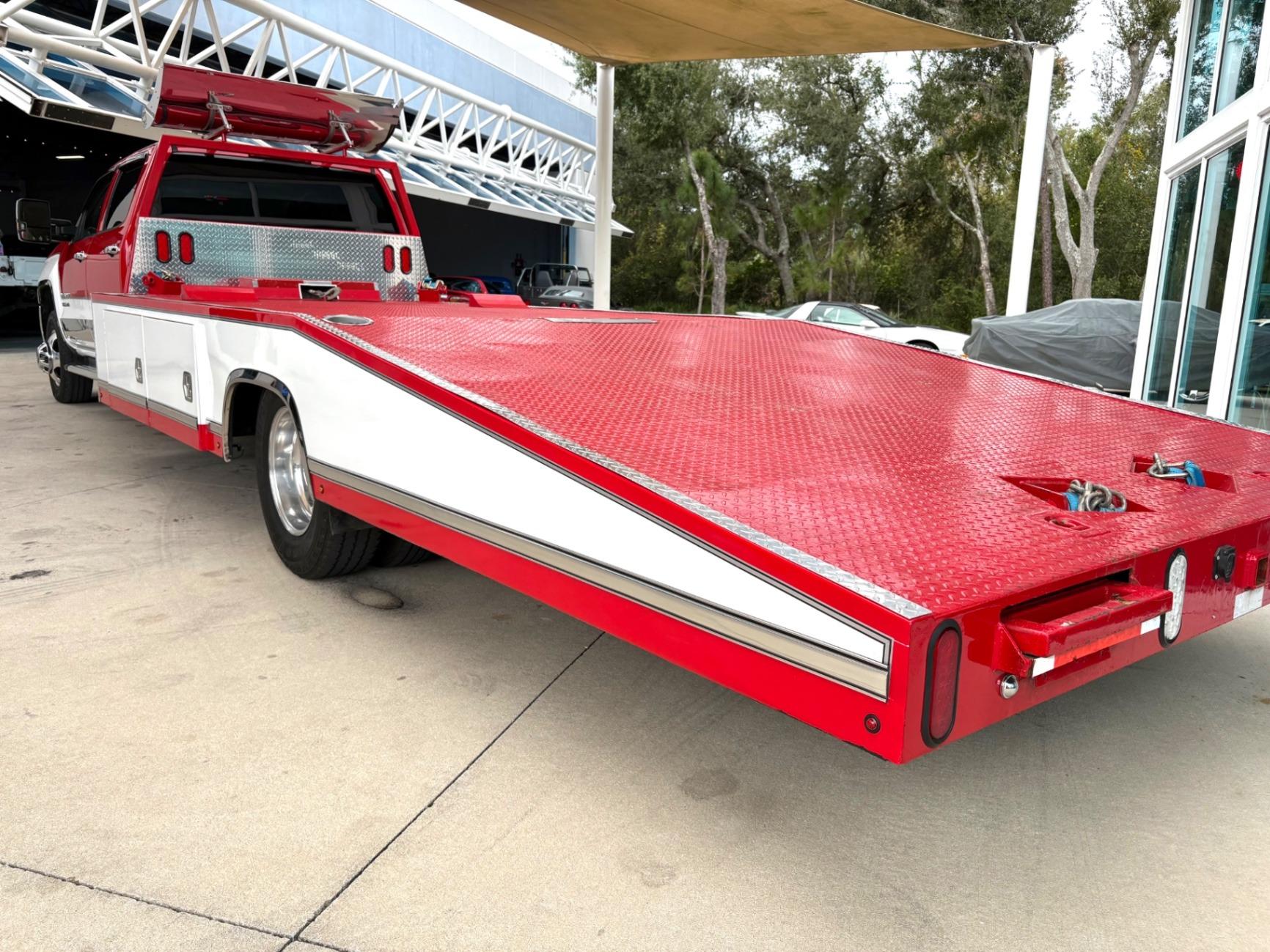 2017 Chevrolet Silverado Tow Truck