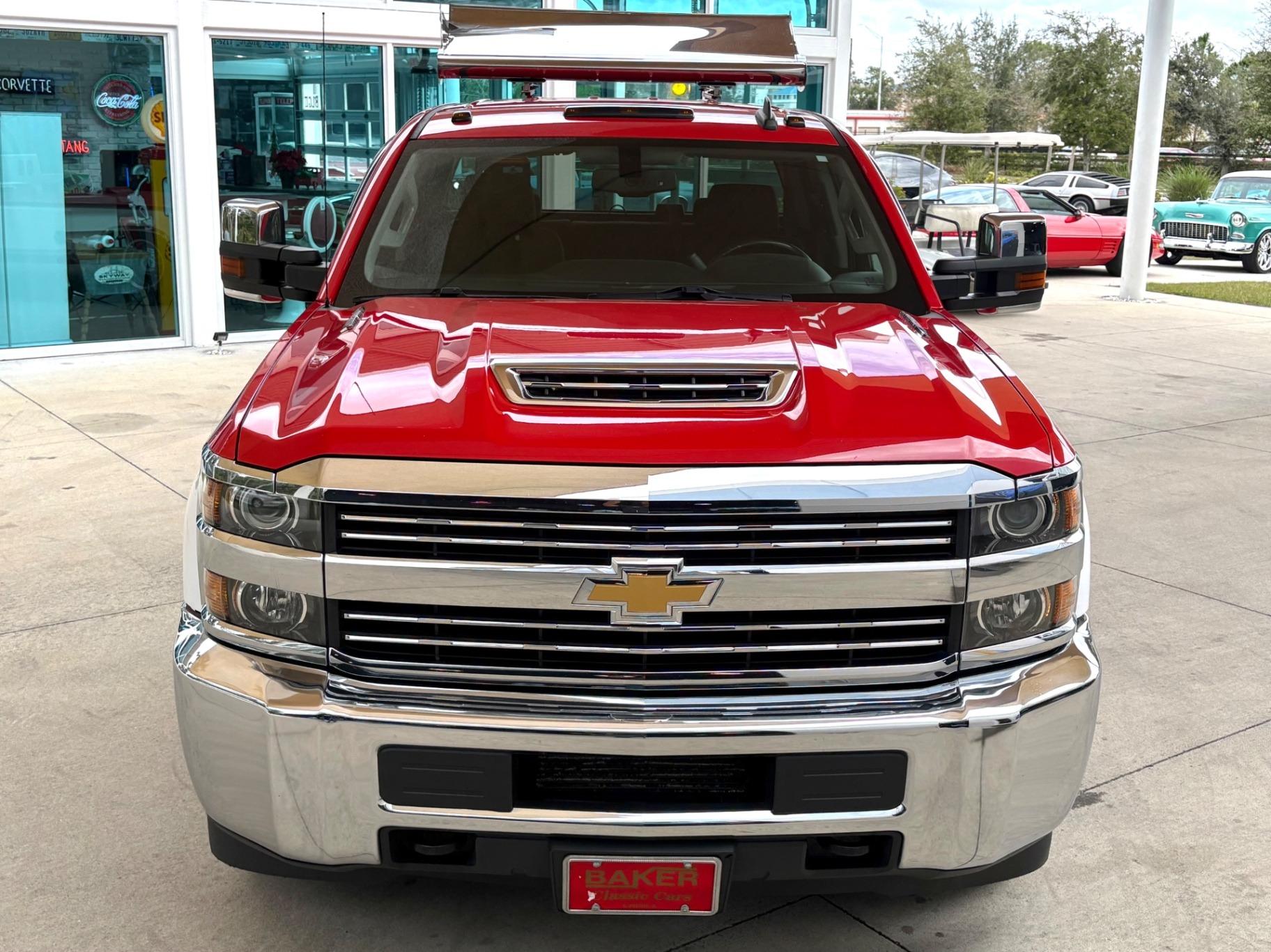 2017 Chevrolet Silverado Tow Truck