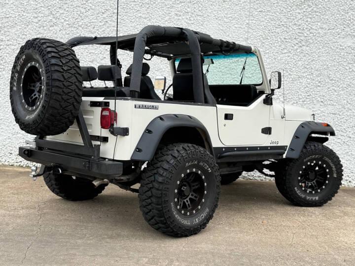 1987 Jeep Wrangler YJ - 2