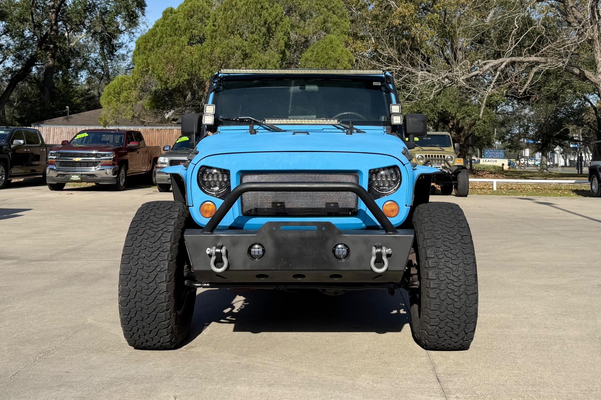 2007 Jeep Wrangler Unlimited Sahara - 4