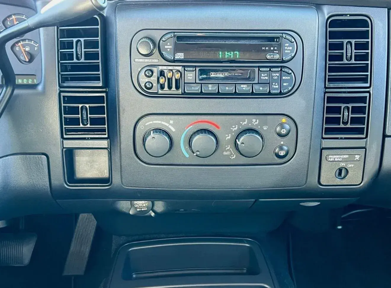 2001 Dodge Dakota Sport