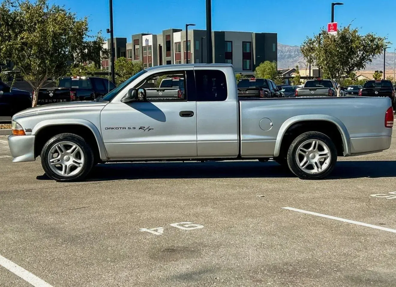 2001 Dodge Dakota Sport - 2