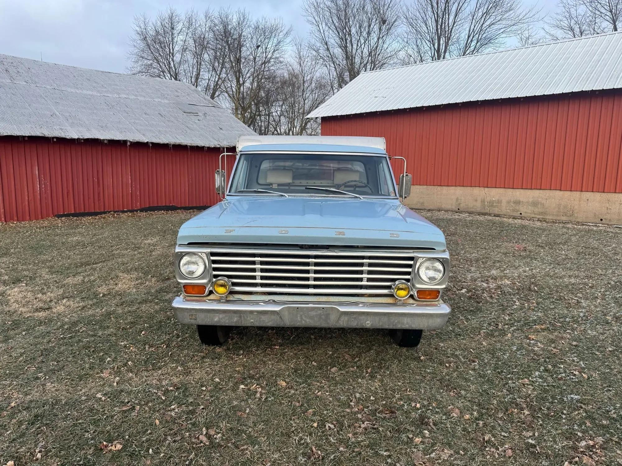 1967 Ford F-100