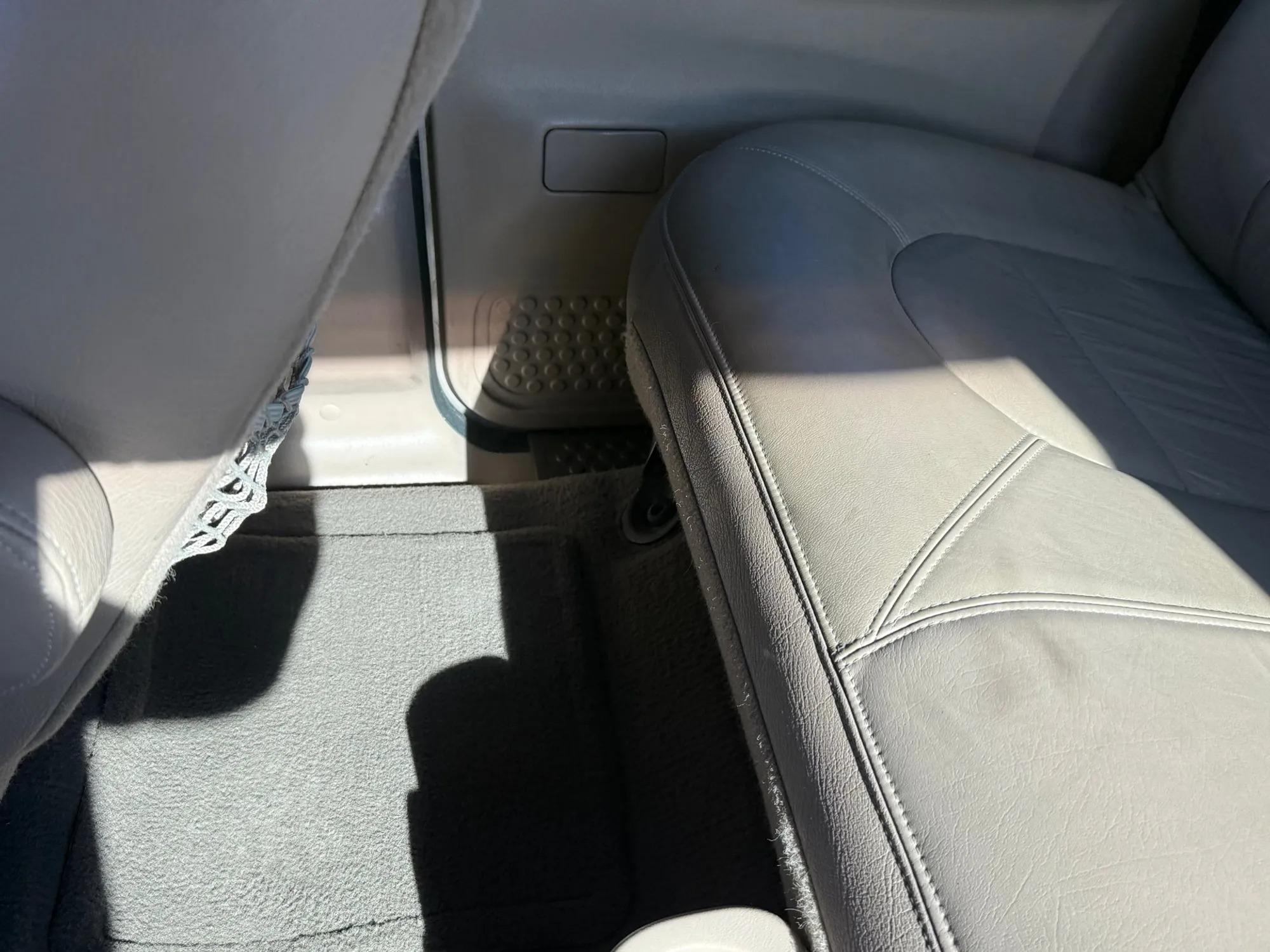 V10-Powered 1999 Ford F=350 Super Duty