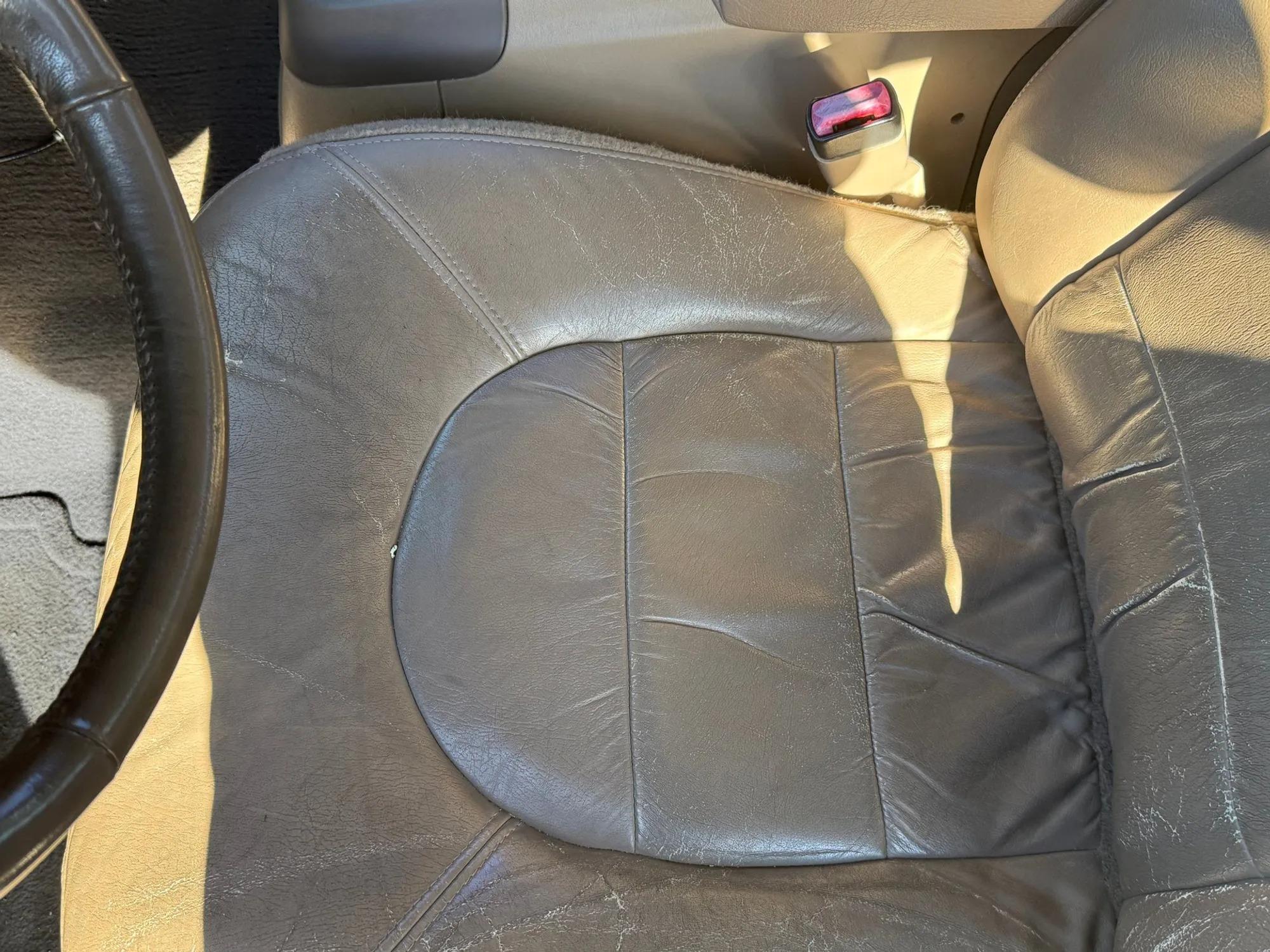 V10-Powered 1999 Ford F=350 Super Duty