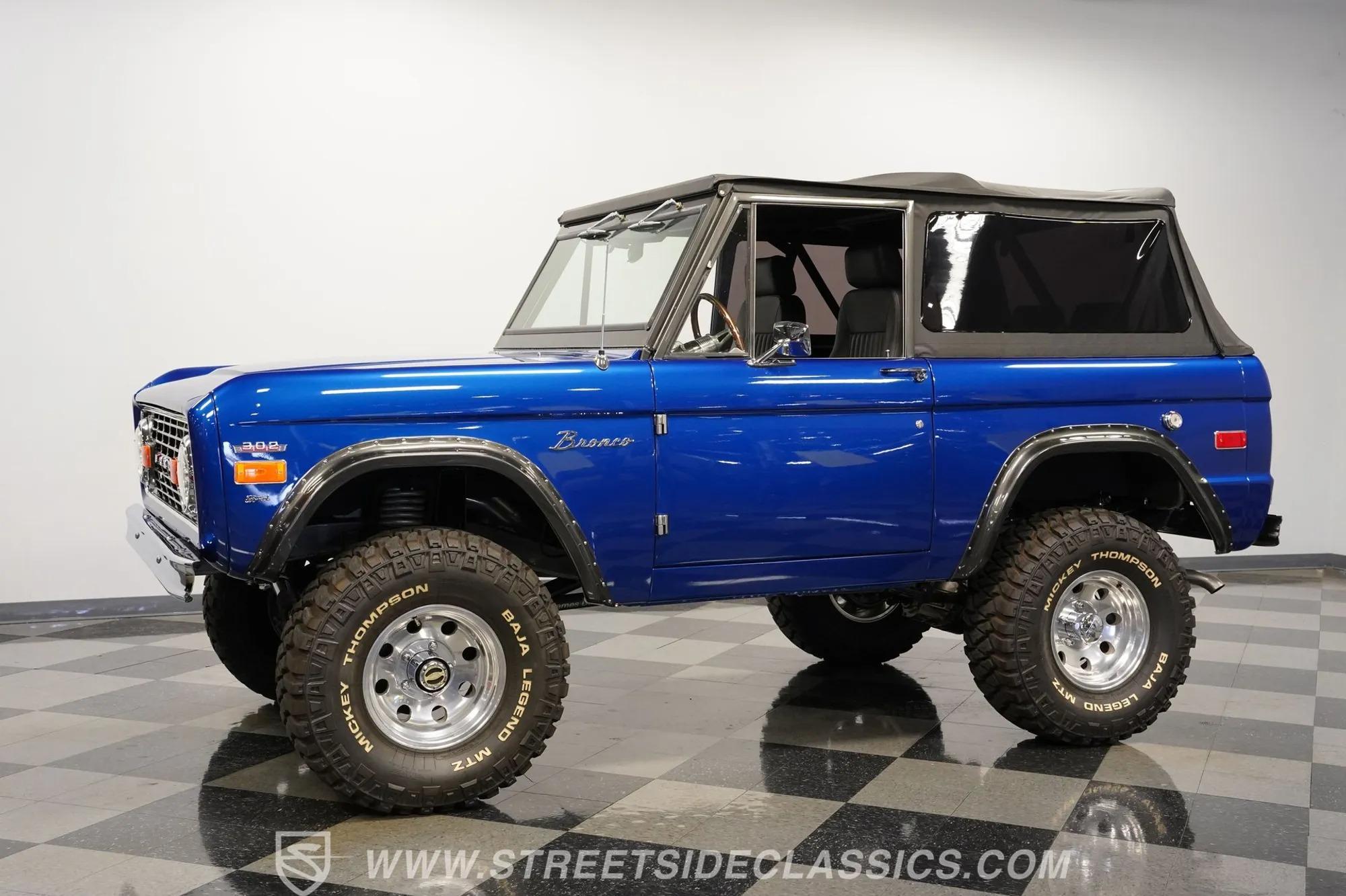 1973 Ford Bronco Restomod - 2
