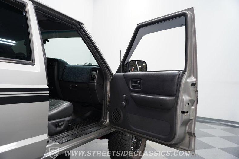 2000 Jeep Cherokee Sport 4X4