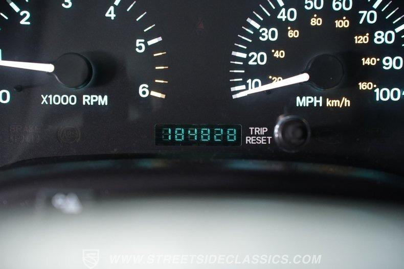 2000 Jeep Cherokee Sport 4X4
