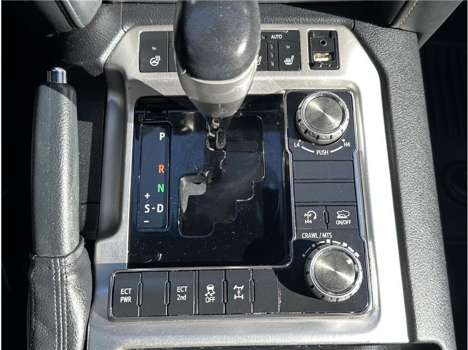 2021 Toyota Land Cruiser Heritage Edition