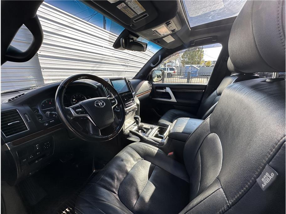 2021 Toyota Land Cruiser Heritage Edition