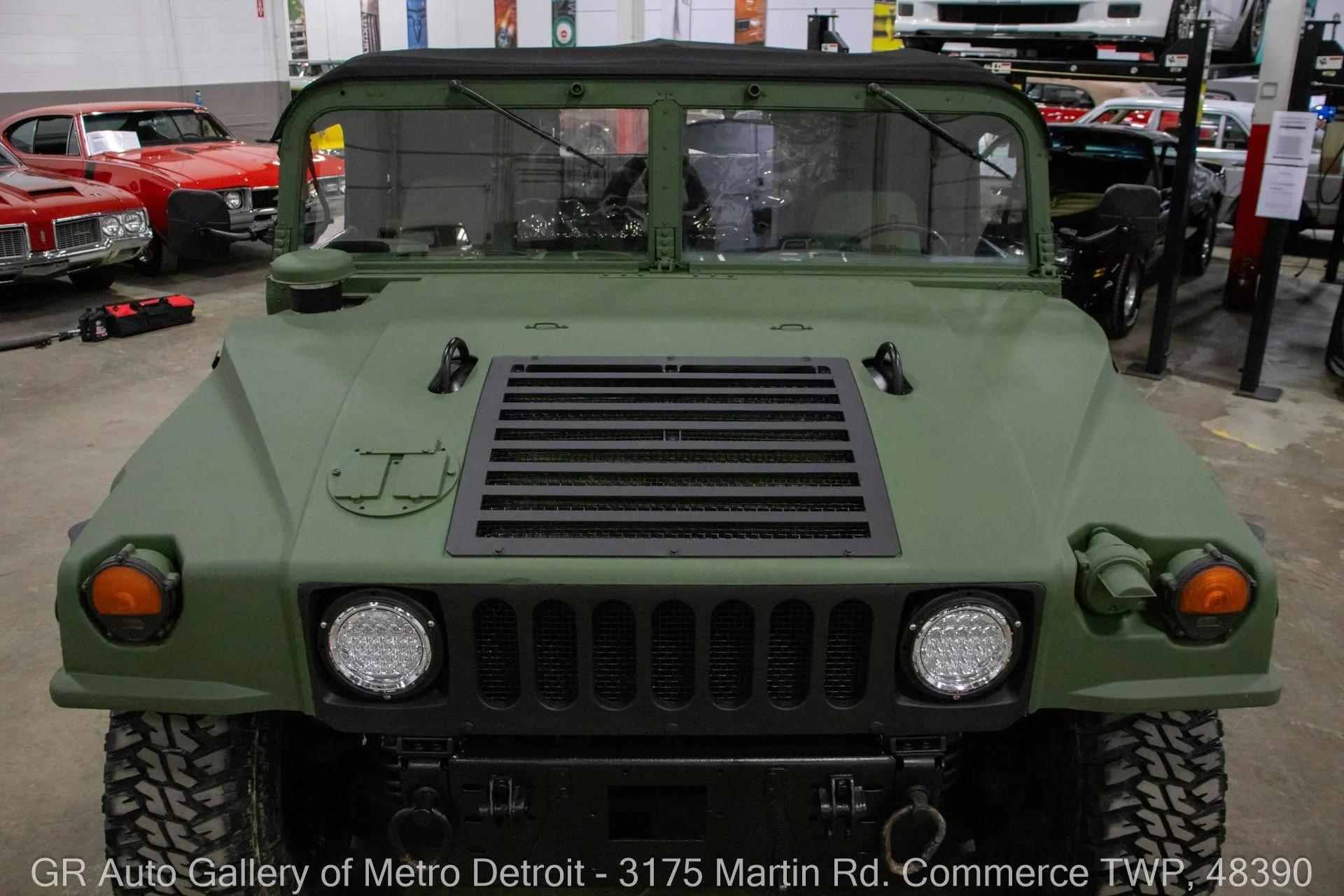 2001 AM General Humvee