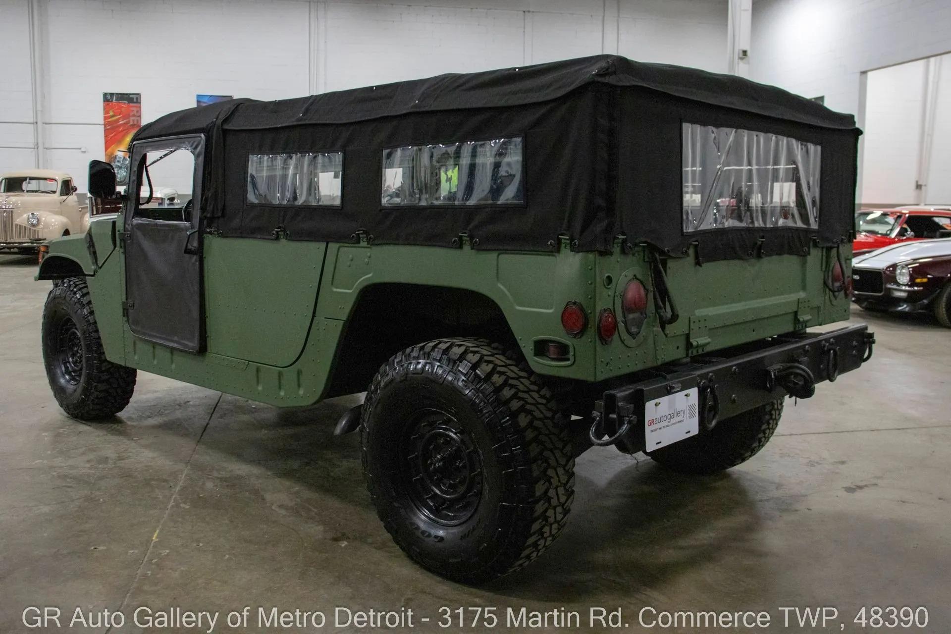 2001 AM General Humvee