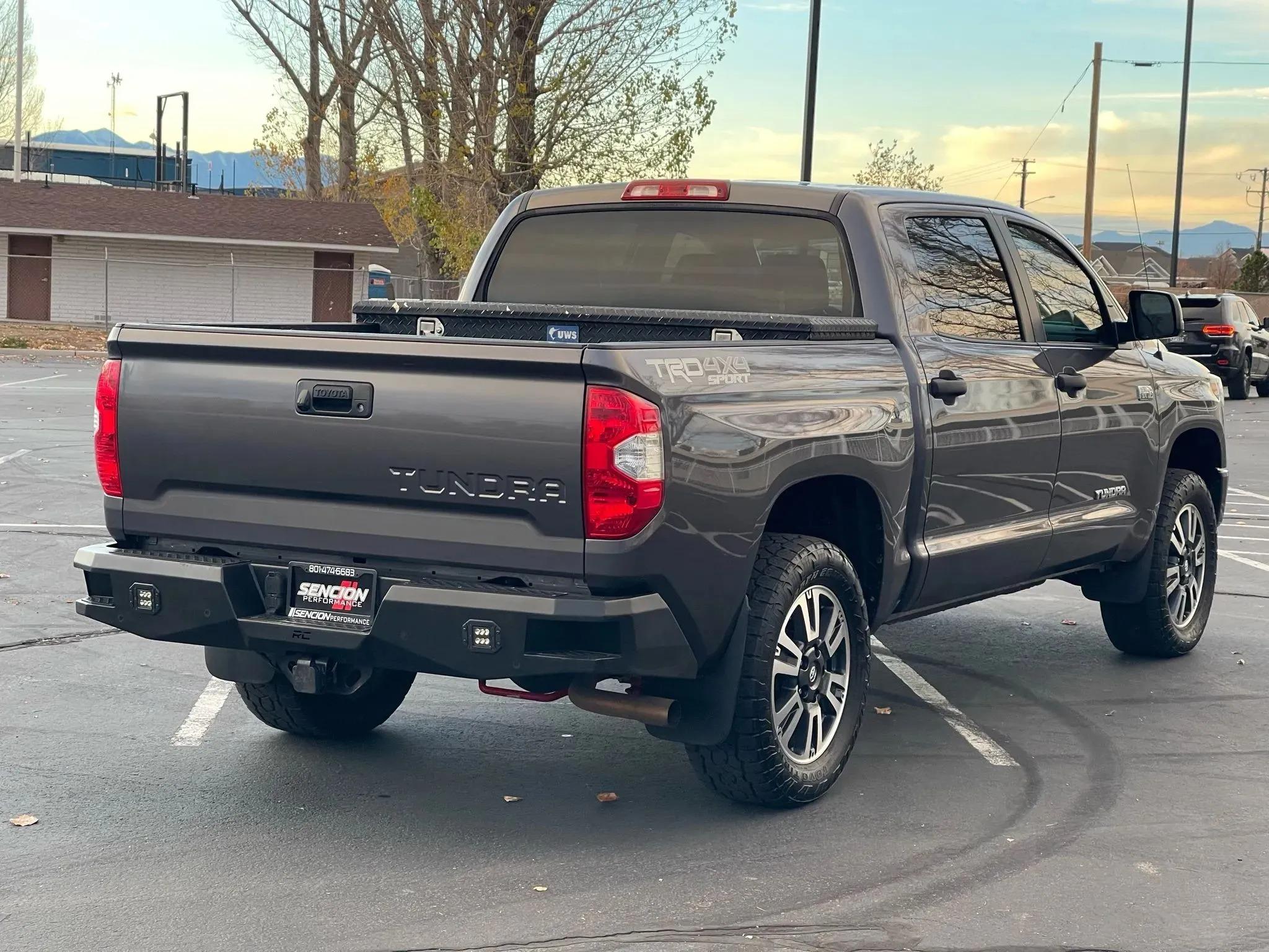 2018 Toyota Tundra SR5 Crewmax