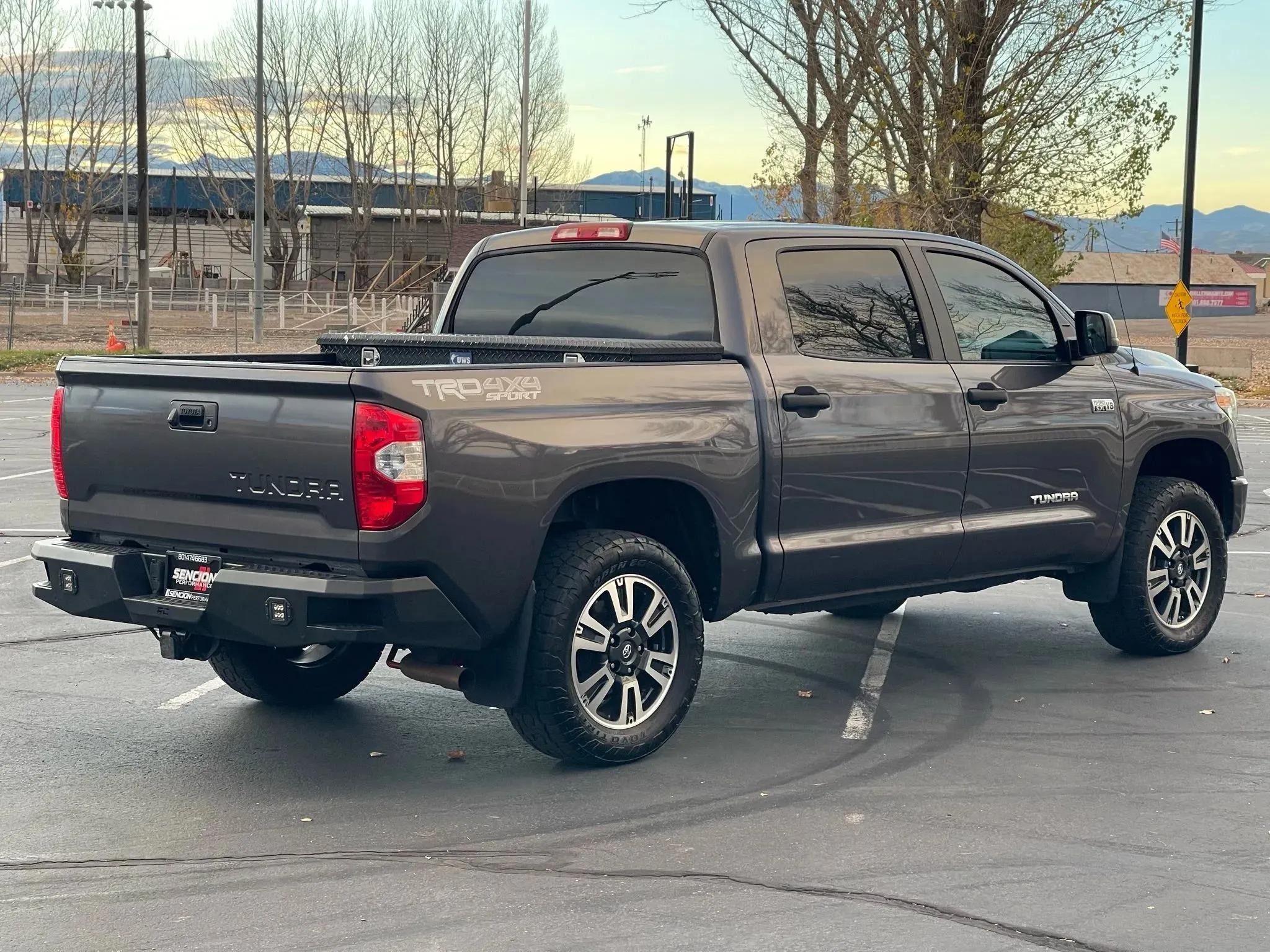 2018 Toyota Tundra SR5 Crewmax