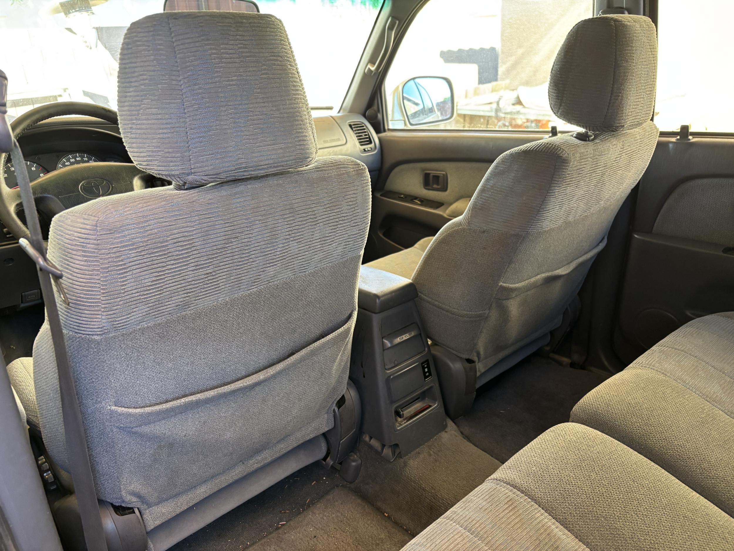 2000 Toyota 4Runner SR5