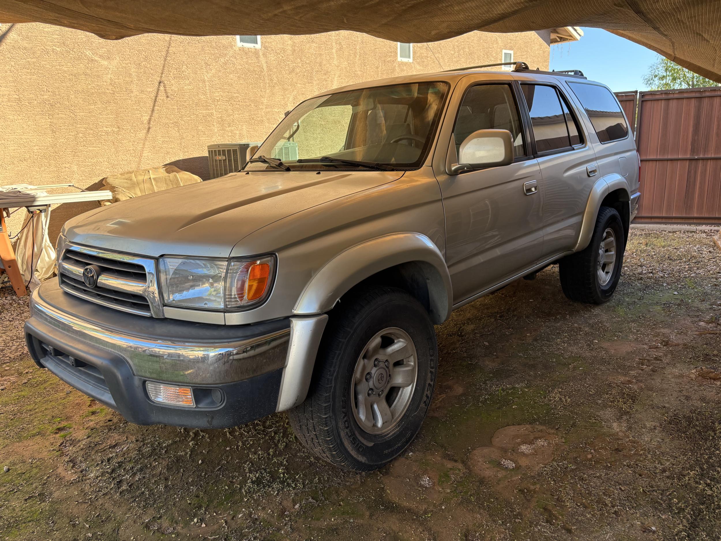 2000 Toyota 4Runner SR5
